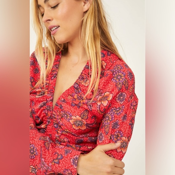 Free People “I got you” Long sleeve collared floral print blouse in “ruby combo” - Picture 4 of 10